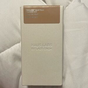 Haus labs by lady Gaga foundation - 270 medium neutral